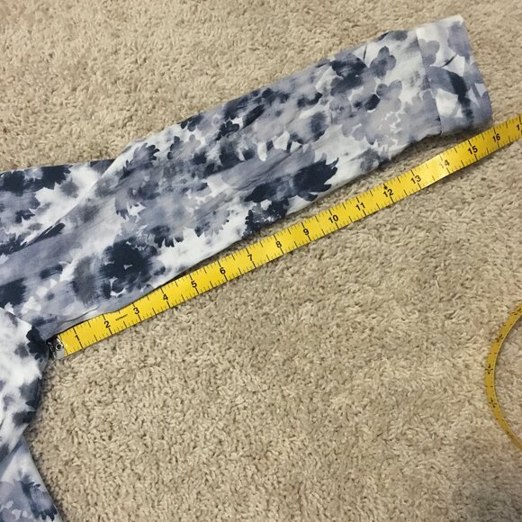 Coco Y Club White and Blue Floral Tie Dye Print Rayon Button Down Shirt - Picture 15 of 15